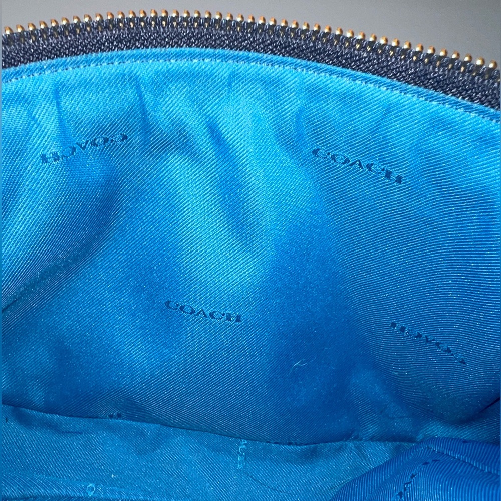 NWOT Coach Colorblock Pebbled Leather Nolita 24 Navy / Peacock with Chain Strap - Picture 8 of 9